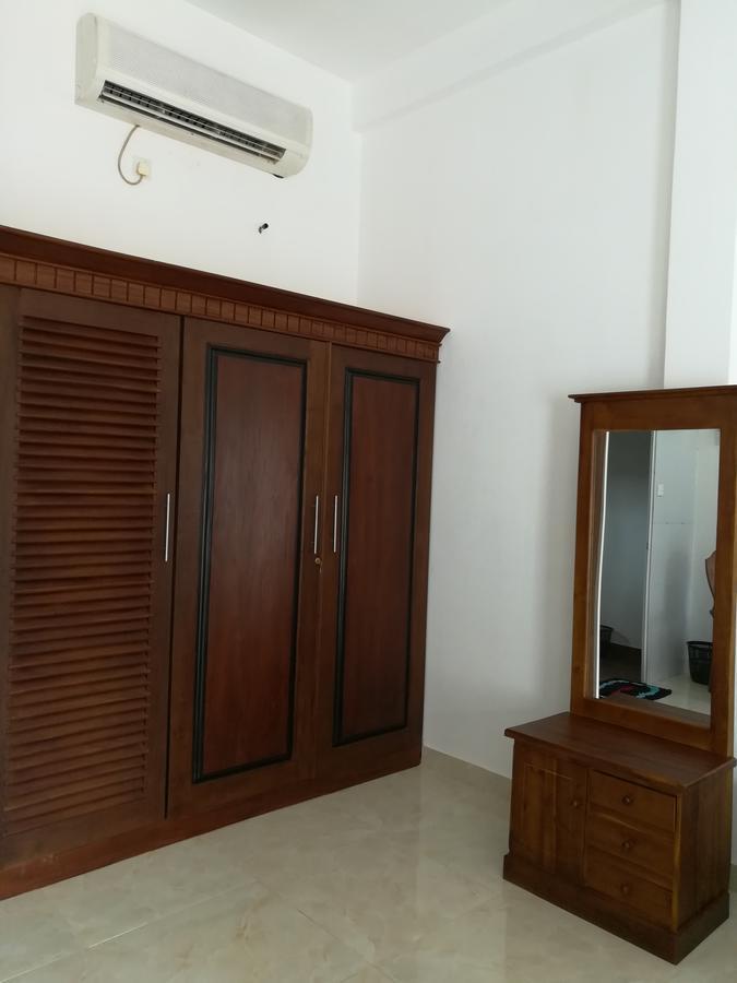 Sea Breeze Hotel Bentota Exterior photo